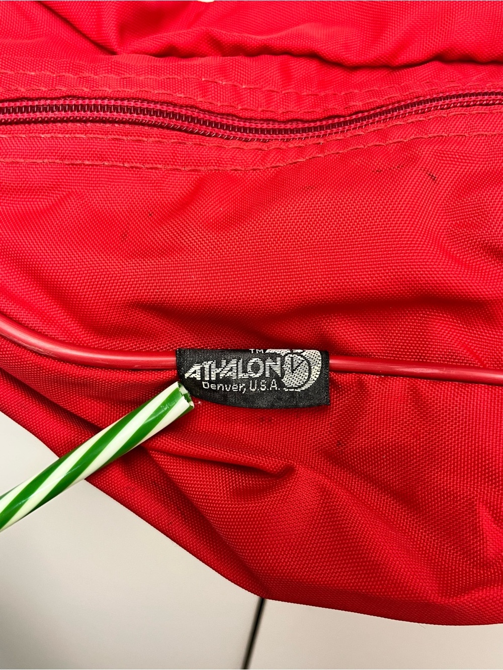 Vintage ATHALON DENVER USA Red Nylon Waist Bag - Picture 2 of 8